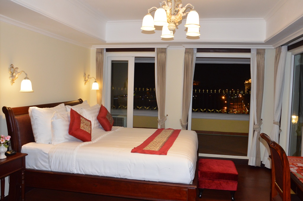 President Suite Room and Patuxay View Suite